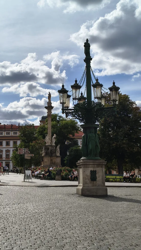 Cichy dziedziniec – miejsce narodzin legend